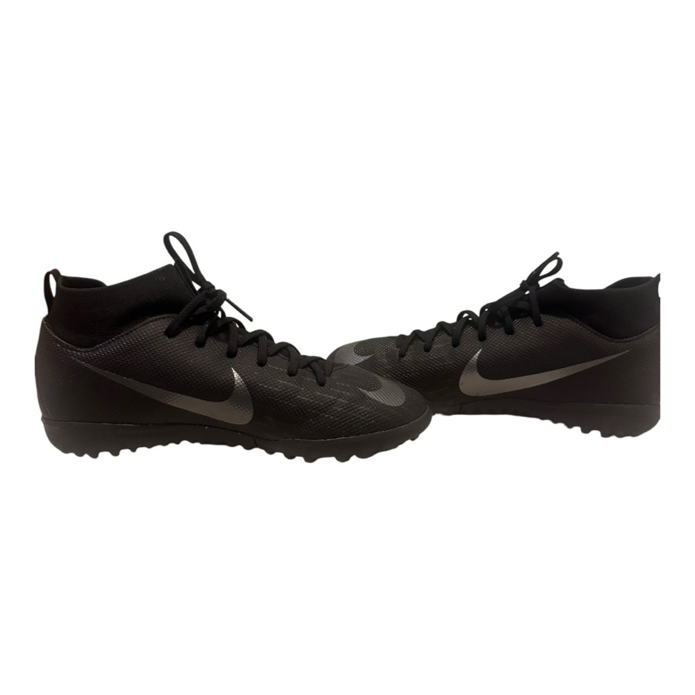 Nike Kids Black and Gray Baseball Sneakers